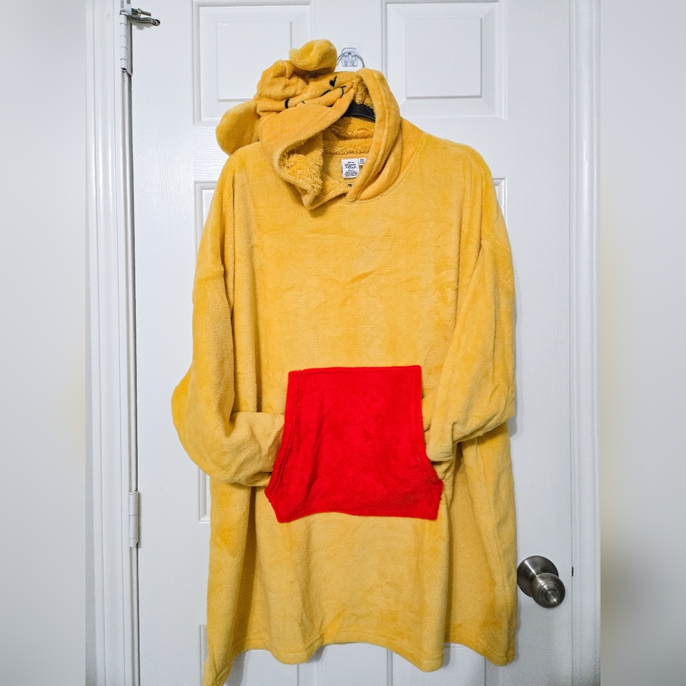 Disney Winnie The Pooh Yellow Hooded Blanket with Red Pocket Ptp 31" - Picture 2 of 5